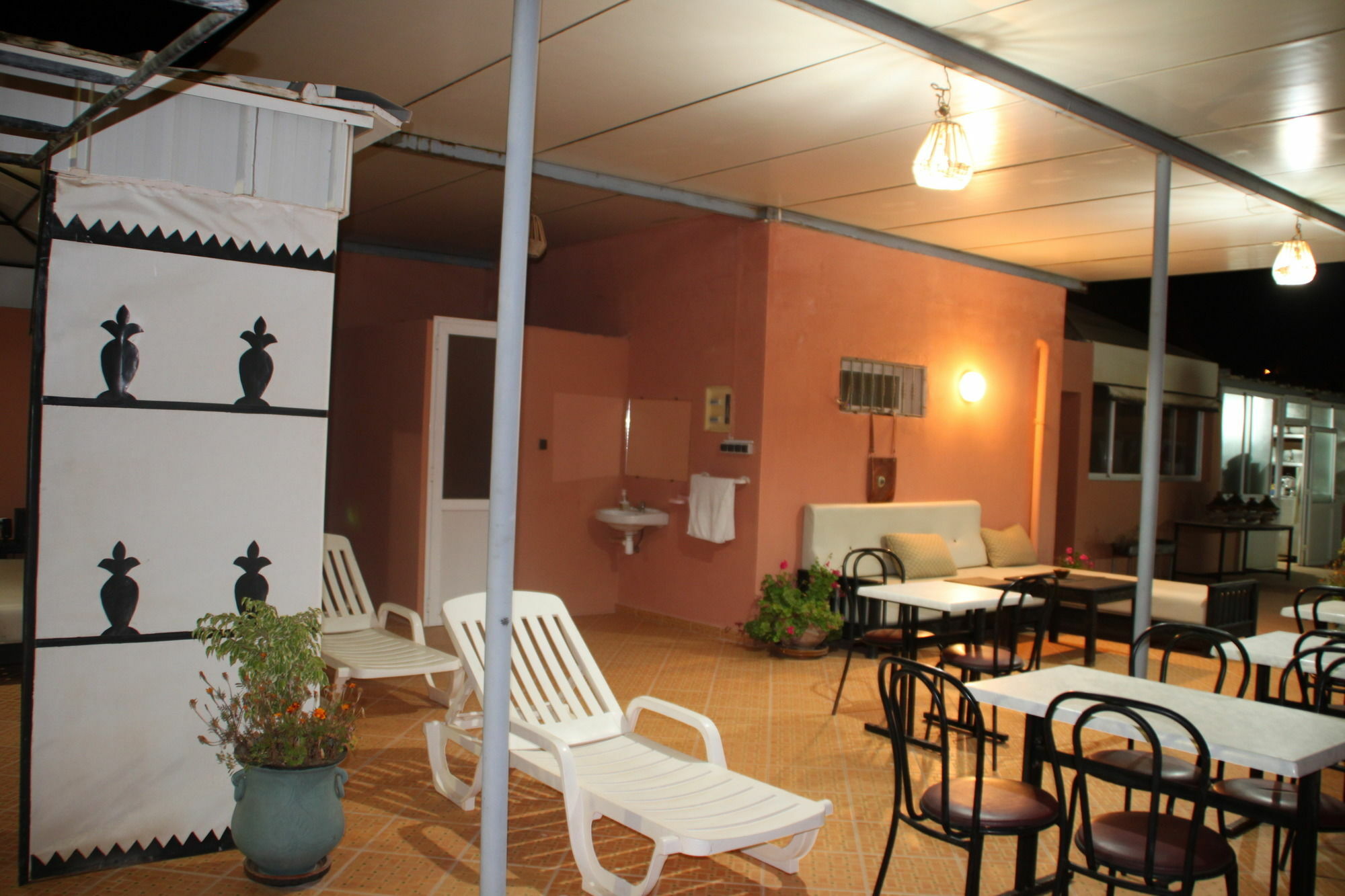Atlantica Ifri Bed & Breakfast Tamraght Екстериор снимка